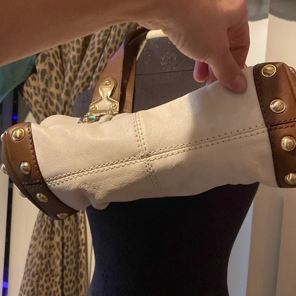 Micheal kors off-white purse - Picture 4 of 12